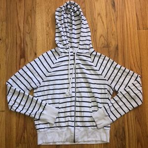 Striped Zip-up sweatshirt